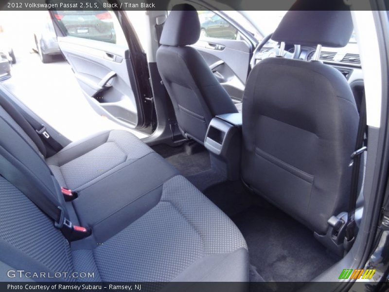 Black / Titan Black 2012 Volkswagen Passat 2.5L S