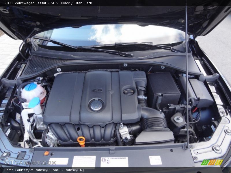 Black / Titan Black 2012 Volkswagen Passat 2.5L S