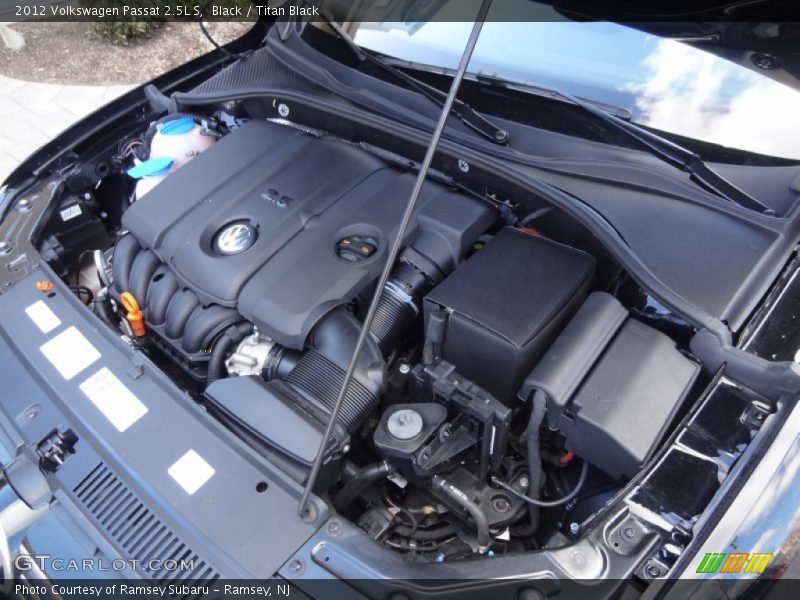 Black / Titan Black 2012 Volkswagen Passat 2.5L S