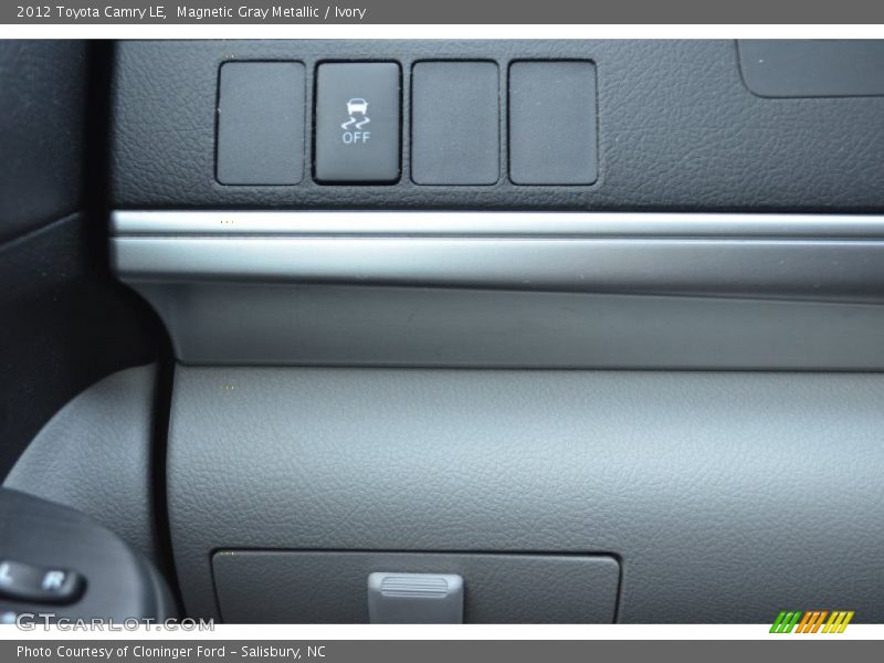 Magnetic Gray Metallic / Ivory 2012 Toyota Camry LE