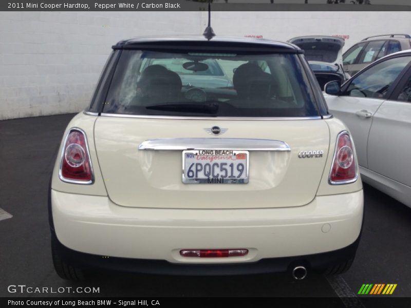 Pepper White / Carbon Black 2011 Mini Cooper Hardtop