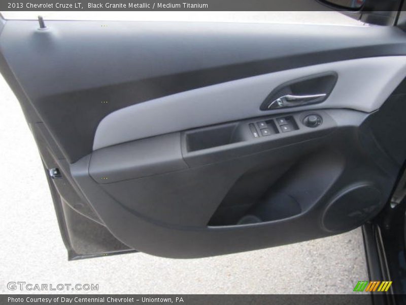 Black Granite Metallic / Medium Titanium 2013 Chevrolet Cruze LT