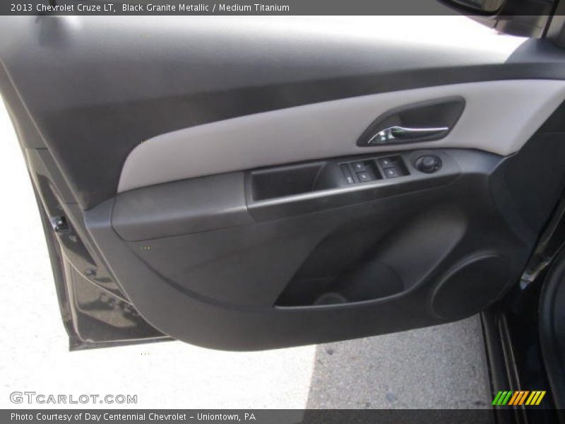 Black Granite Metallic / Medium Titanium 2013 Chevrolet Cruze LT