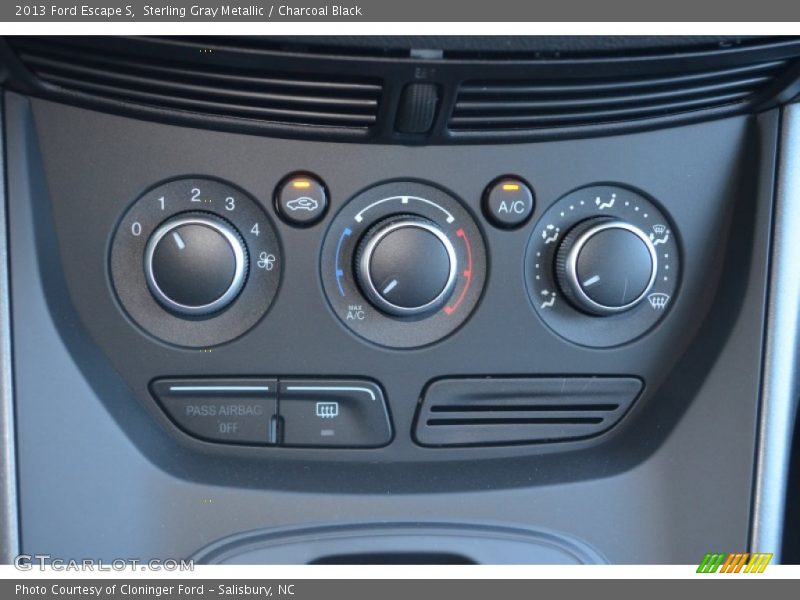 Sterling Gray Metallic / Charcoal Black 2013 Ford Escape S