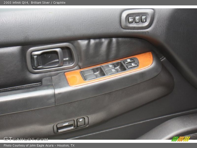 Brilliant Silver / Graphite 2003 Infiniti QX4