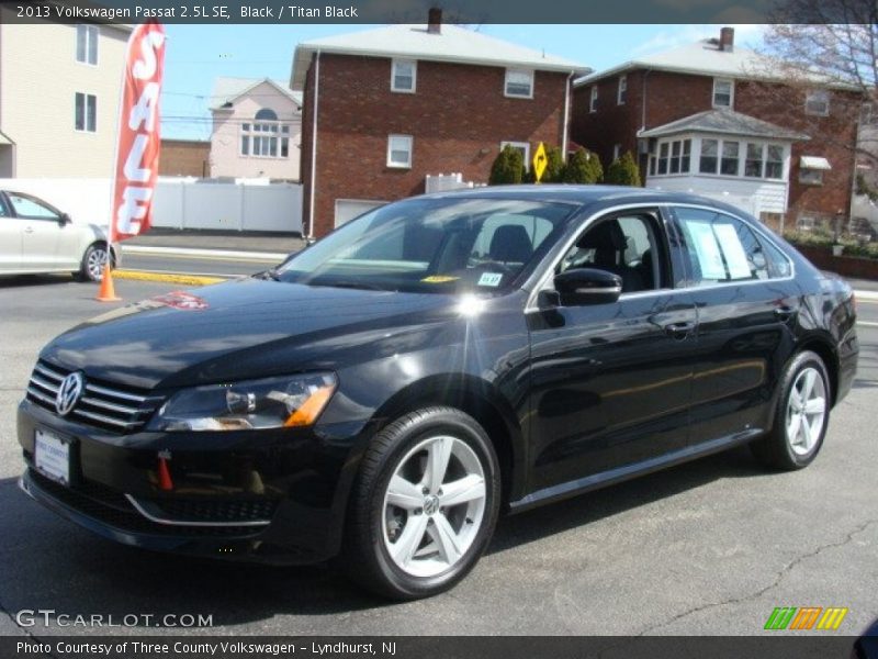 Black / Titan Black 2013 Volkswagen Passat 2.5L SE