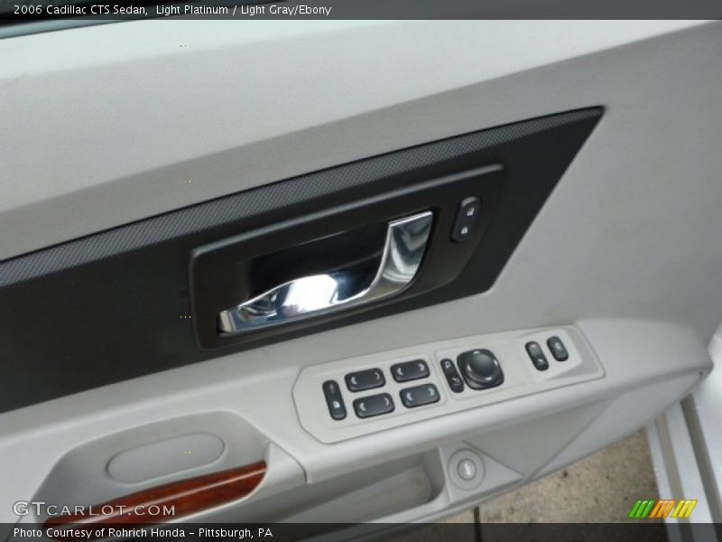 Light Platinum / Light Gray/Ebony 2006 Cadillac CTS Sedan