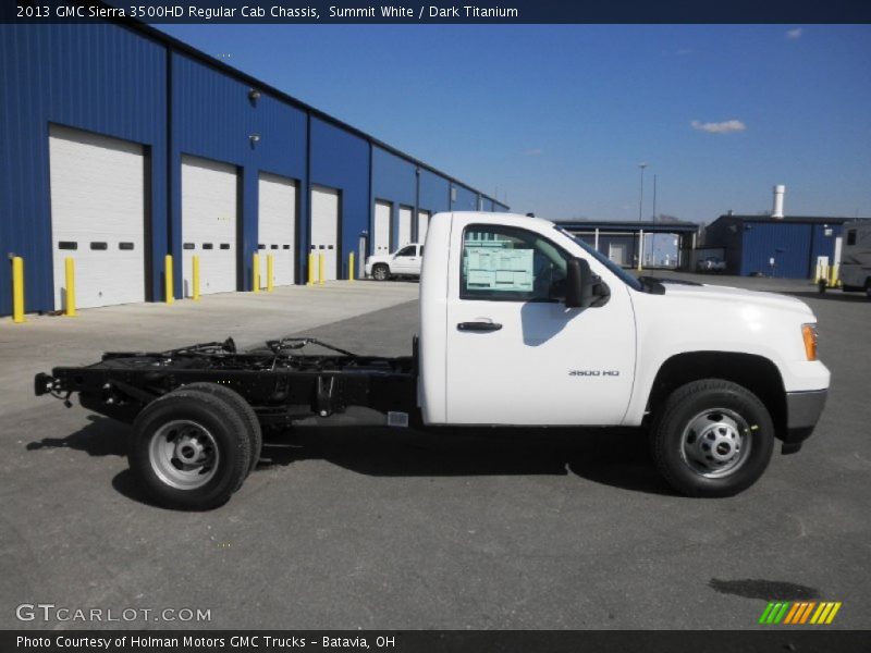 Summit White / Dark Titanium 2013 GMC Sierra 3500HD Regular Cab Chassis