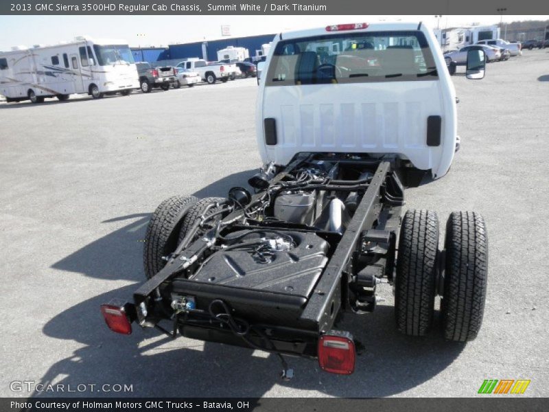 Summit White / Dark Titanium 2013 GMC Sierra 3500HD Regular Cab Chassis