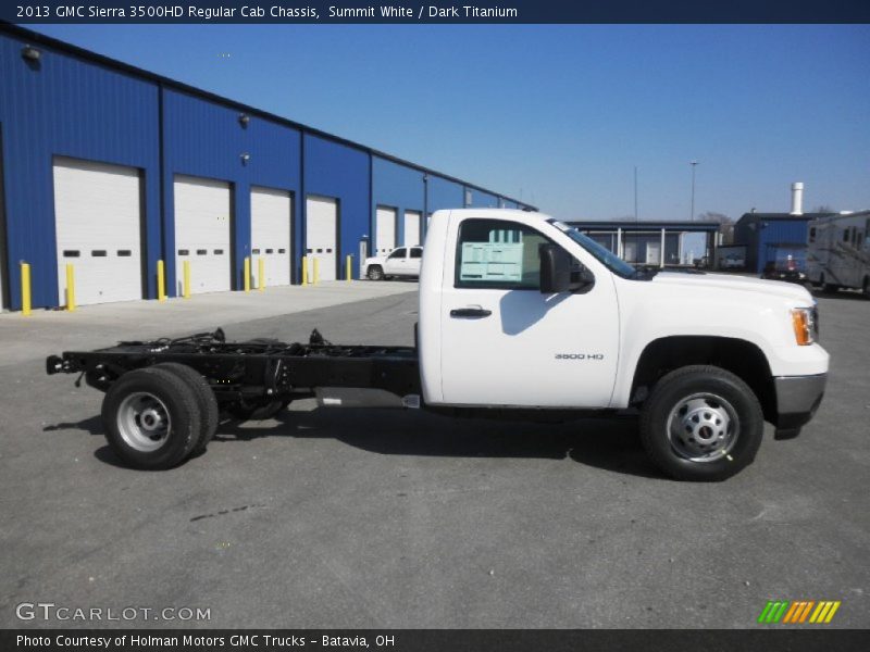 Summit White / Dark Titanium 2013 GMC Sierra 3500HD Regular Cab Chassis