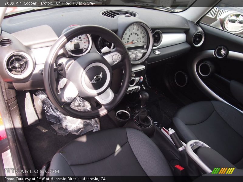 Chili Red / Black/Grey 2009 Mini Cooper Hardtop