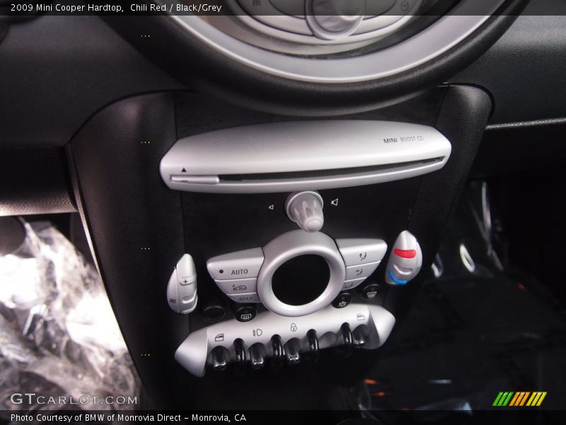 Chili Red / Black/Grey 2009 Mini Cooper Hardtop