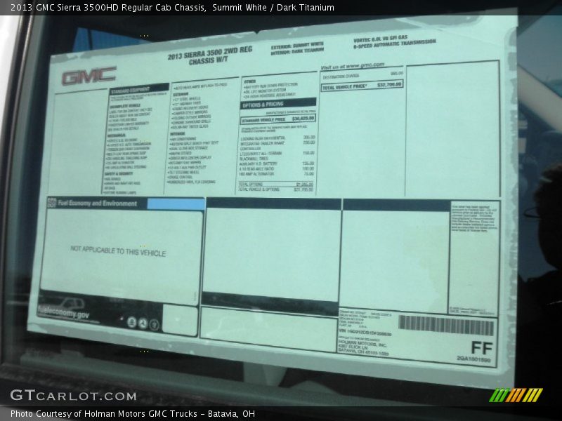 Summit White / Dark Titanium 2013 GMC Sierra 3500HD Regular Cab Chassis