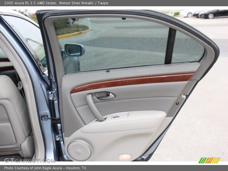 Meteor Silver Metallic / Taupe 2005 Acura RL 3.5 AWD Sedan