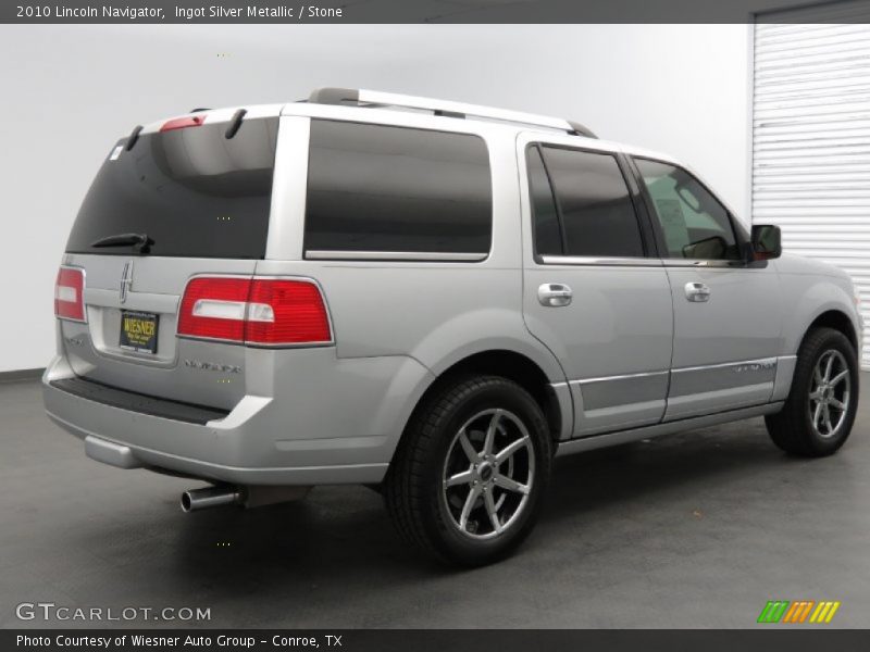 Ingot Silver Metallic / Stone 2010 Lincoln Navigator