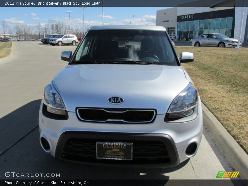 Bright Silver / Black Soul Logo Cloth 2012 Kia Soul +