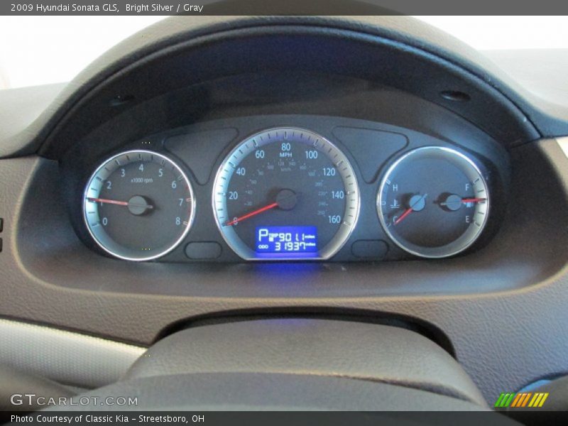 Bright Silver / Gray 2009 Hyundai Sonata GLS