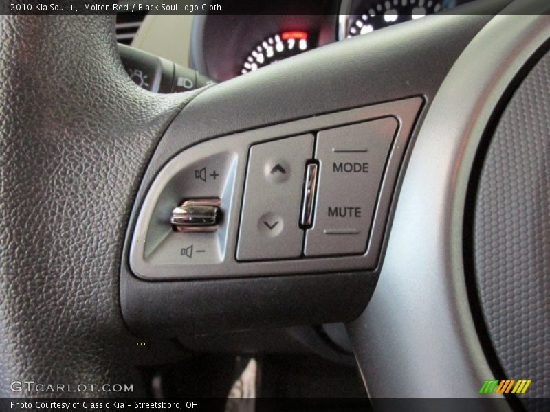 Molten Red / Black Soul Logo Cloth 2010 Kia Soul +