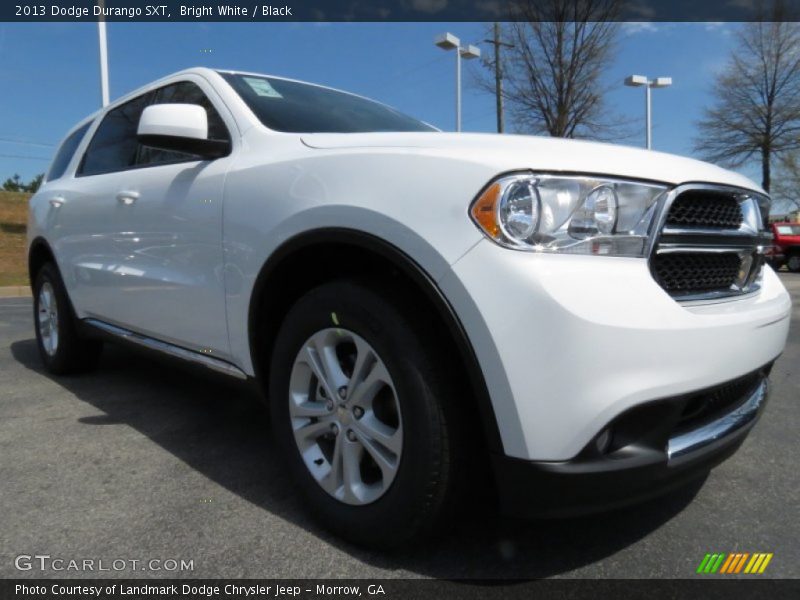 Bright White / Black 2013 Dodge Durango SXT