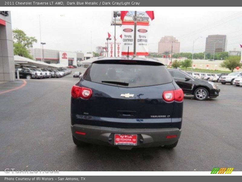Dark Blue Metallic / Dark Gray/Light Gray 2011 Chevrolet Traverse LT AWD