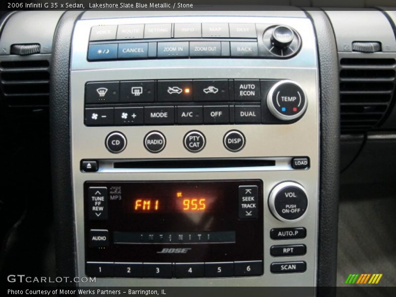Controls of 2006 G 35 x Sedan