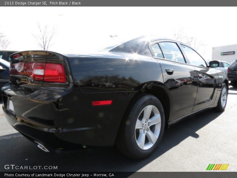 Pitch Black / Black 2013 Dodge Charger SE