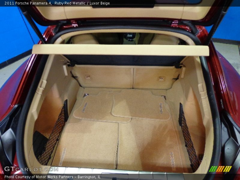 Ruby Red Metallic / Luxor Beige 2011 Porsche Panamera 4