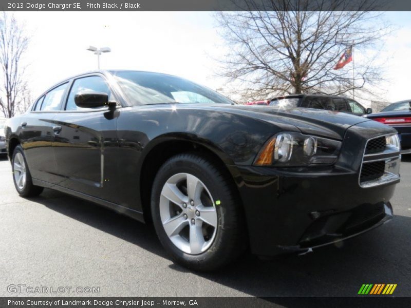 Pitch Black / Black 2013 Dodge Charger SE