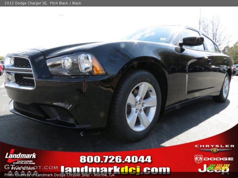 Pitch Black / Black 2013 Dodge Charger SE