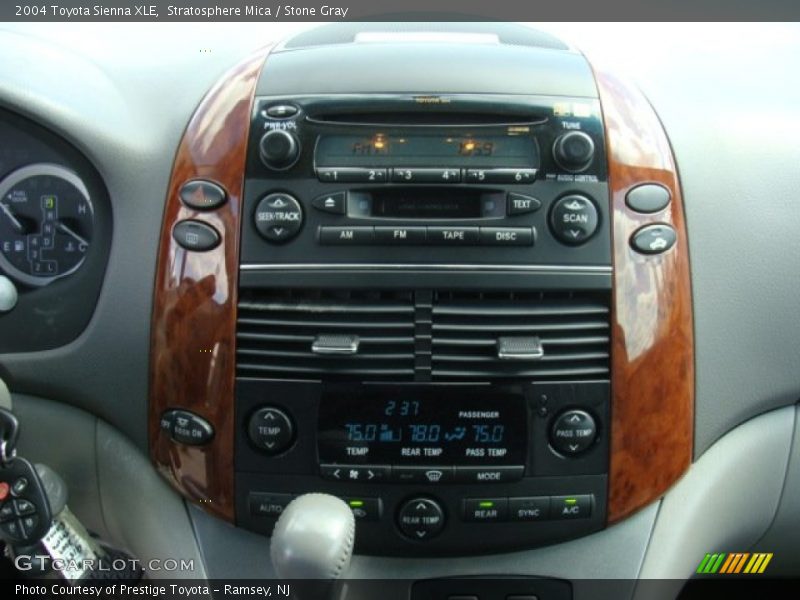 Stratosphere Mica / Stone Gray 2004 Toyota Sienna XLE