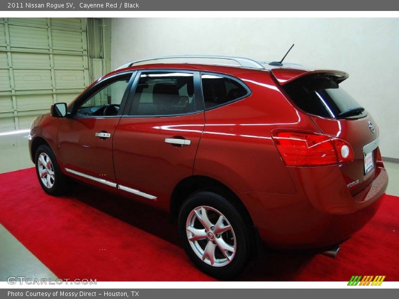 Cayenne Red / Black 2011 Nissan Rogue SV