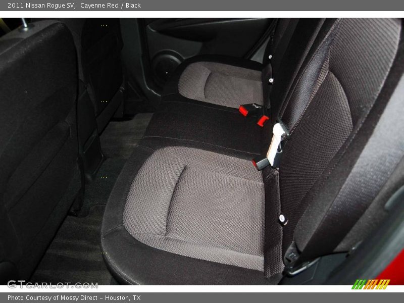 Cayenne Red / Black 2011 Nissan Rogue SV