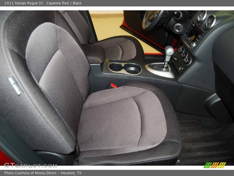 Cayenne Red / Black 2011 Nissan Rogue SV