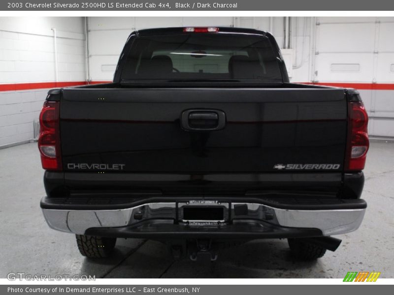 Black / Dark Charcoal 2003 Chevrolet Silverado 2500HD LS Extended Cab 4x4