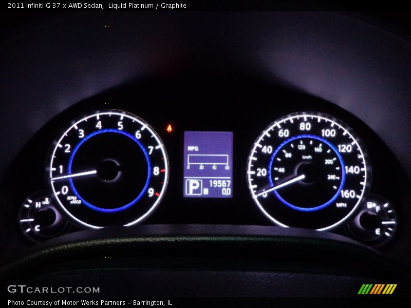 Liquid Platinum / Graphite 2011 Infiniti G 37 x AWD Sedan