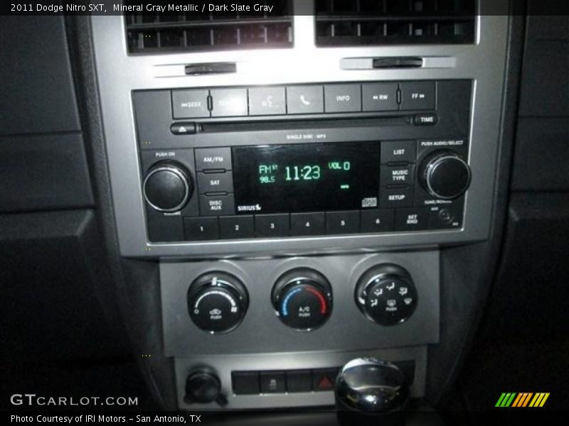 Mineral Gray Metallic / Dark Slate Gray 2011 Dodge Nitro SXT