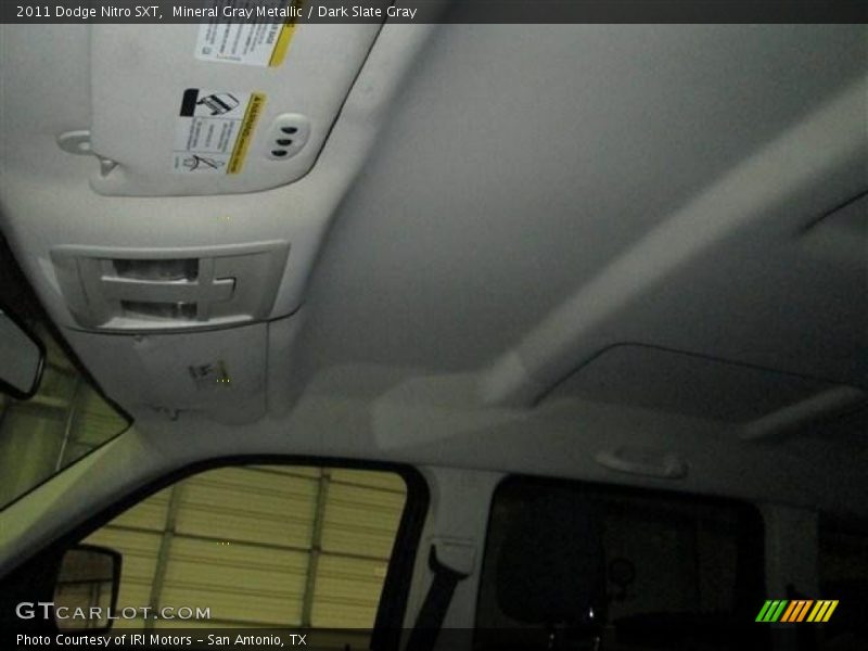 Mineral Gray Metallic / Dark Slate Gray 2011 Dodge Nitro SXT