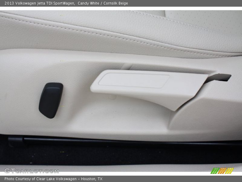 Candy White / Cornsilk Beige 2013 Volkswagen Jetta TDI SportWagen