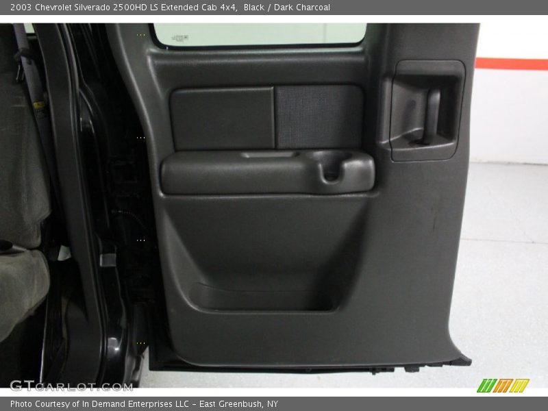 Black / Dark Charcoal 2003 Chevrolet Silverado 2500HD LS Extended Cab 4x4