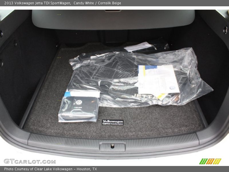 Candy White / Cornsilk Beige 2013 Volkswagen Jetta TDI SportWagen