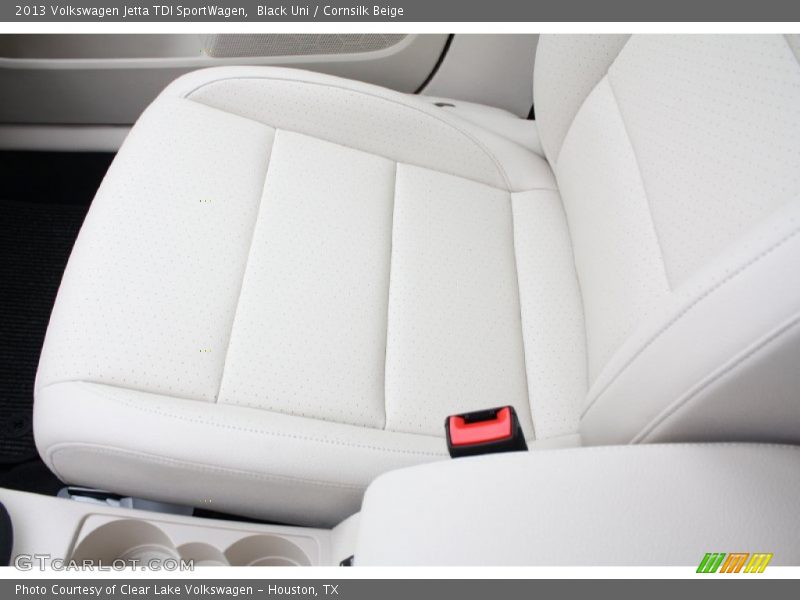 Black Uni / Cornsilk Beige 2013 Volkswagen Jetta TDI SportWagen