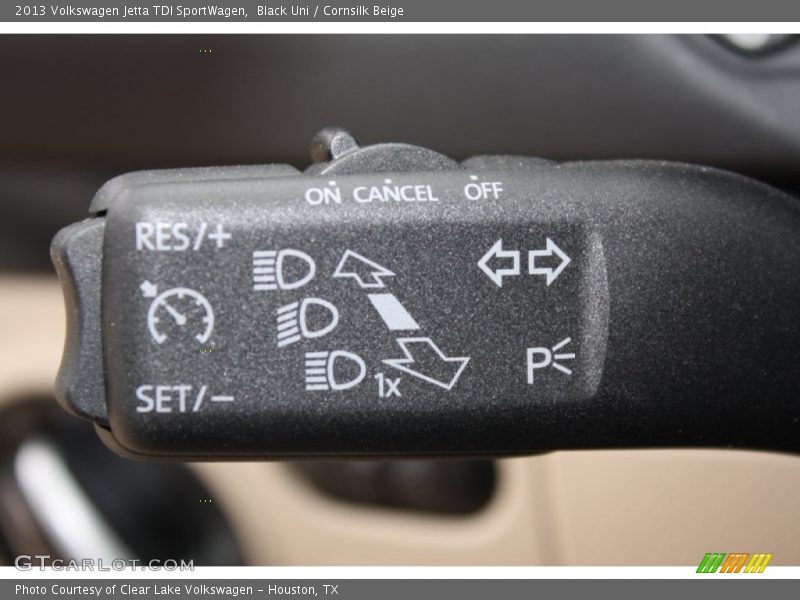 Black Uni / Cornsilk Beige 2013 Volkswagen Jetta TDI SportWagen