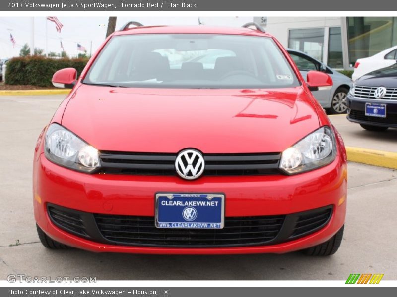 Tornado Red / Titan Black 2013 Volkswagen Jetta S SportWagen