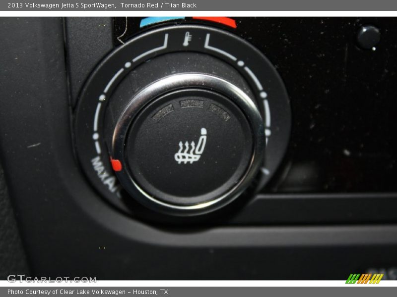 Tornado Red / Titan Black 2013 Volkswagen Jetta S SportWagen
