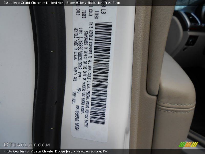 Stone White / Black/Light Frost Beige 2011 Jeep Grand Cherokee Limited 4x4