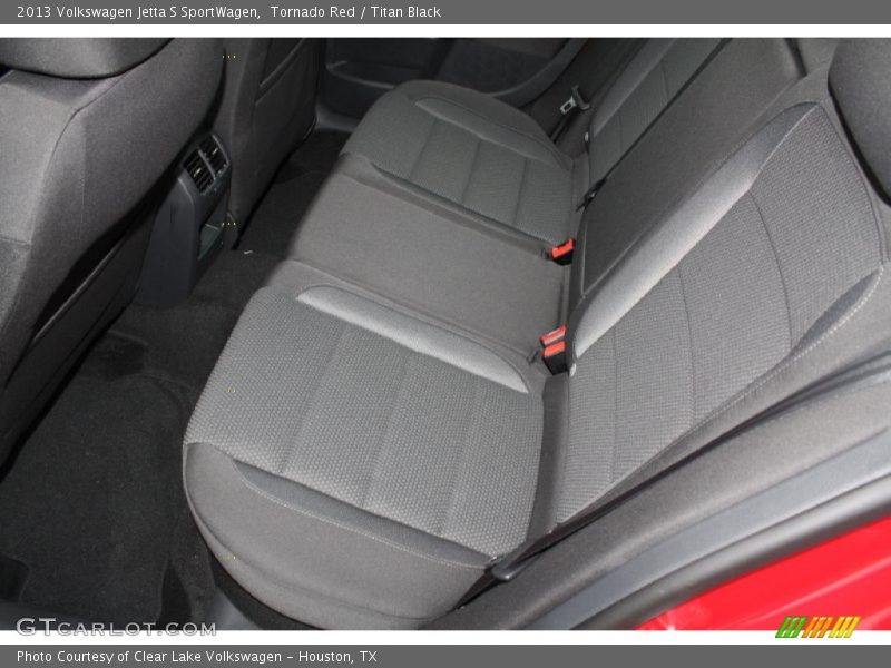 Tornado Red / Titan Black 2013 Volkswagen Jetta S SportWagen
