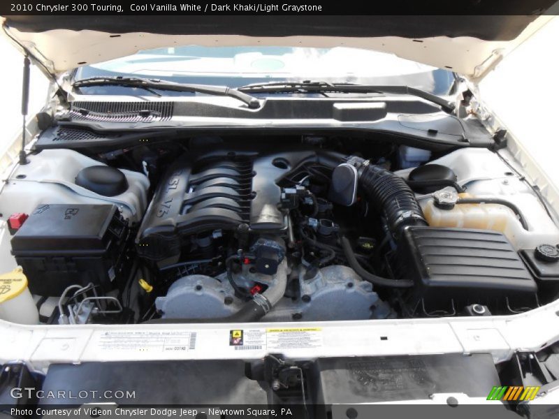 Cool Vanilla White / Dark Khaki/Light Graystone 2010 Chrysler 300 Touring