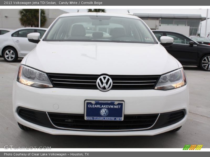 Candy White / Cornsilk Beige 2013 Volkswagen Jetta TDI Sedan