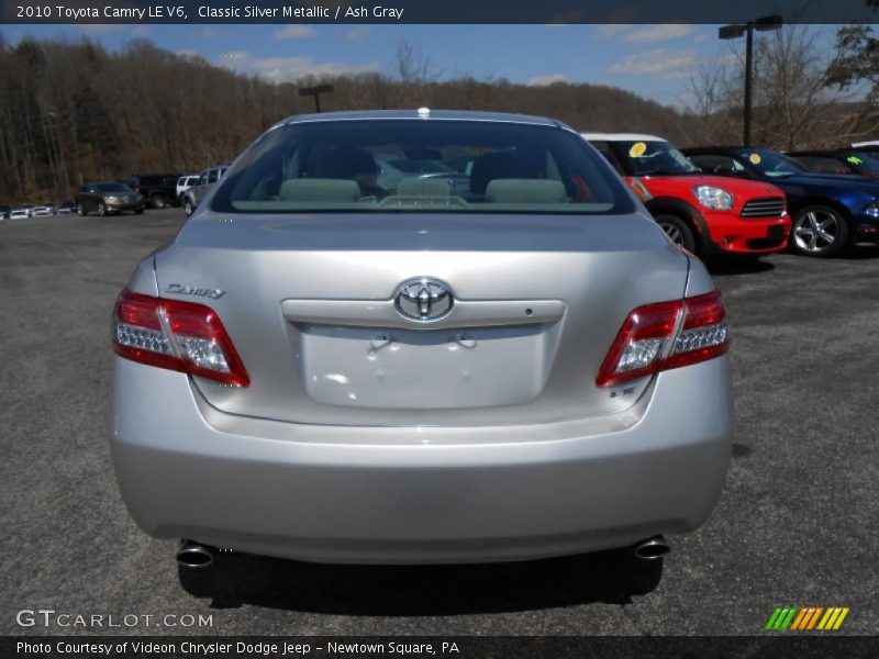 Classic Silver Metallic / Ash Gray 2010 Toyota Camry LE V6