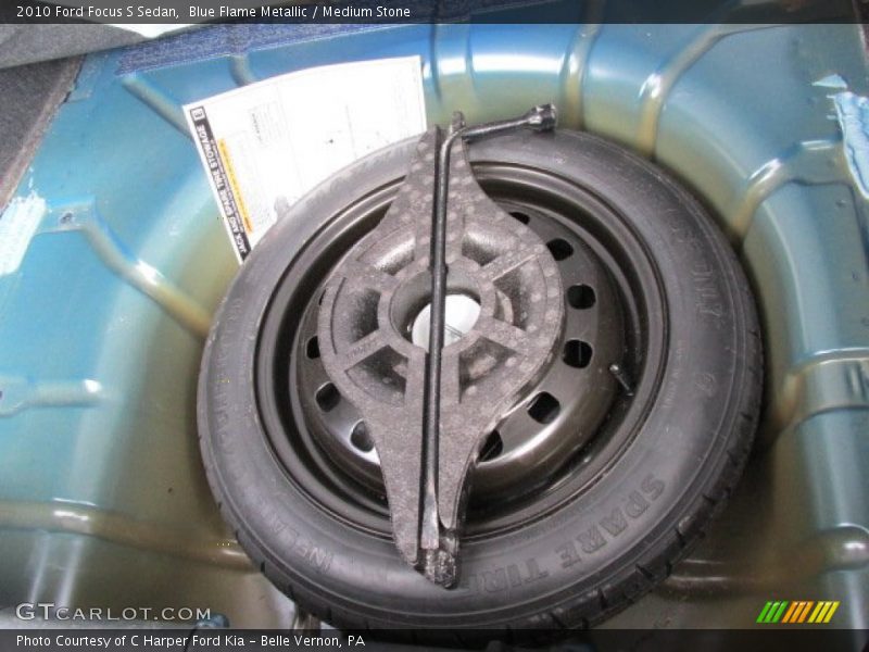 Tool Kit of 2010 Focus S Sedan